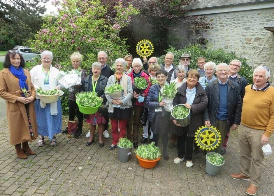La fête du muguet chez les résidents en Ehpad